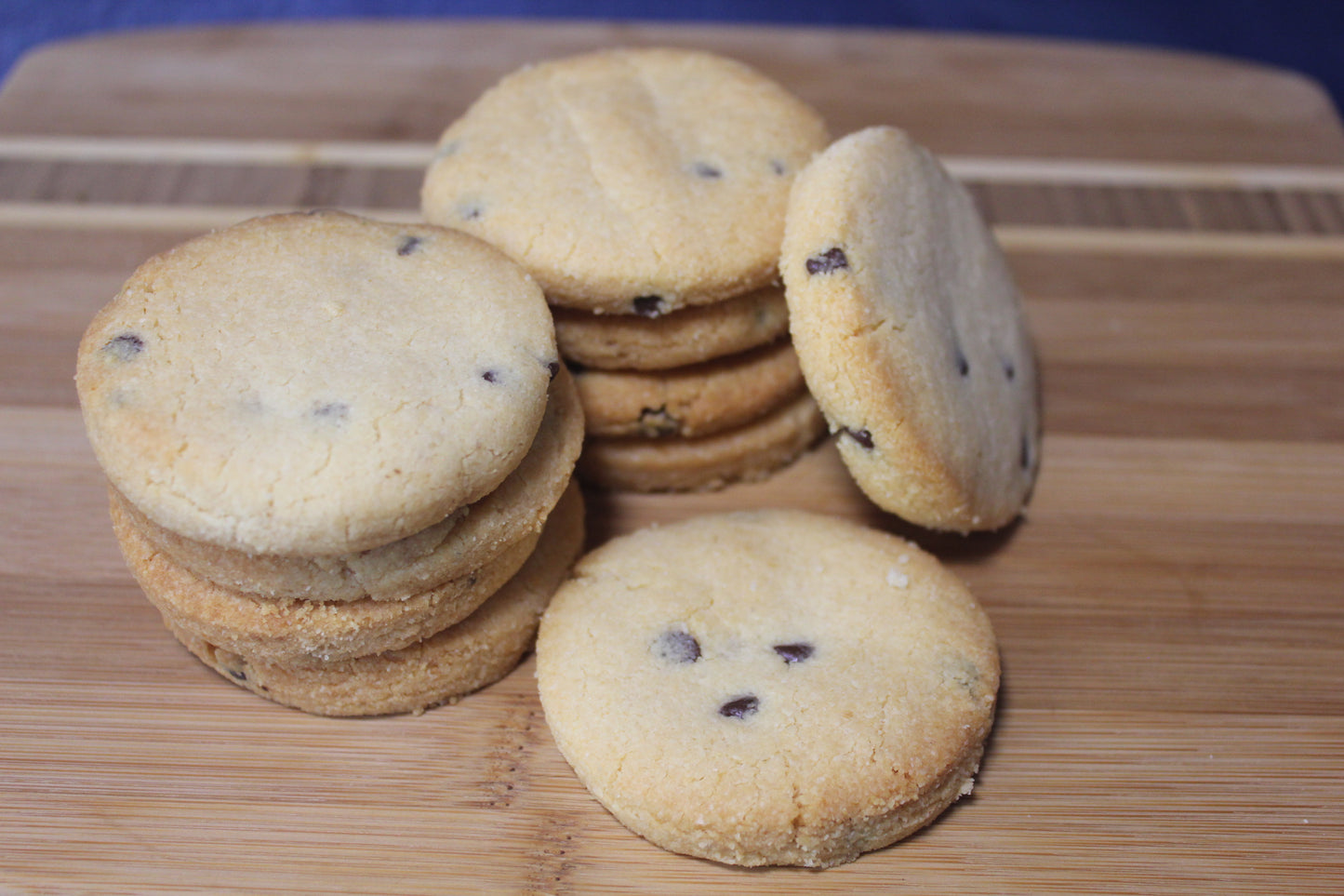 Galletas KETO de Almendra y Chispas de Chocolate